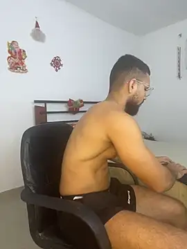 Snapshot of vincentjaxon chatting on December 2025 10:44:02 AM vincentjaxon online show from December 2025 10:44:02 AM