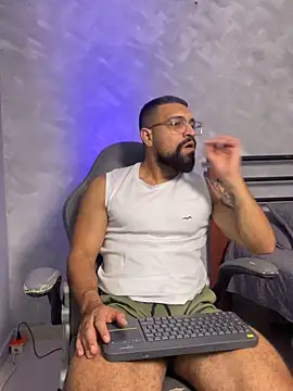 vincentjaxon online show from April 2026 05:31:02 PM