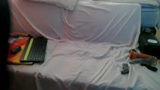 Luv2SuckBWC92 online show from October 2025 05:19:02 PM