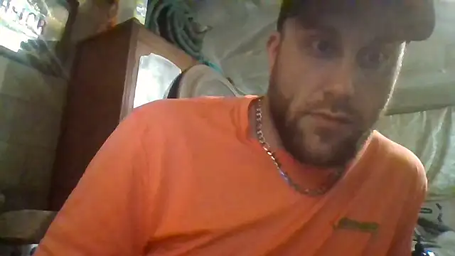 Snapshot of Luv2SuckBWC92 chatting on March 2026 02:29:01 AM Luv2SuckBWC92 online show from March 2026 02:29:01 AM