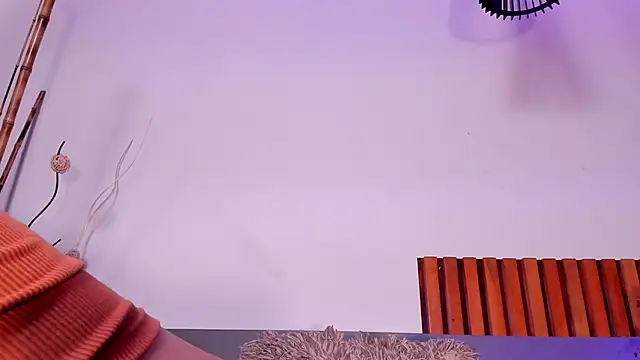 LunaAspen  online show from April 2026 06:12:02 PM