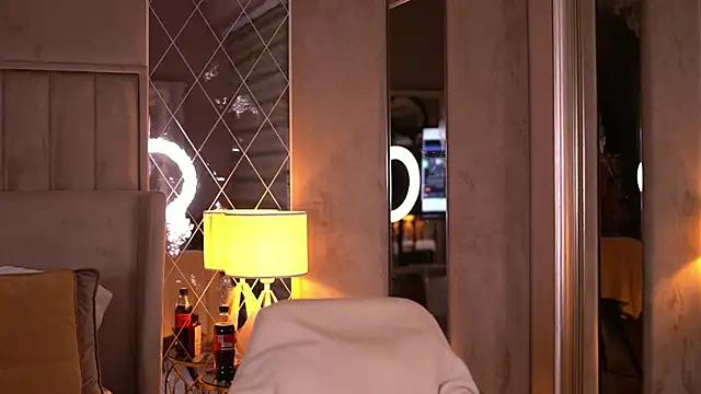 FrancescaDante online show from February 2026 06:53:02 AM