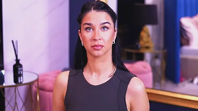 Snapshot of FrancescaDante chatting on March 2026 06:25:01 AM FrancescaDante online show from March 2026 06:25:01 AM