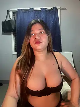 Snapshot of imogen_x chatting on June 2026 07:38:02 PM imogen x online show from June 2026 07:38:02 PM