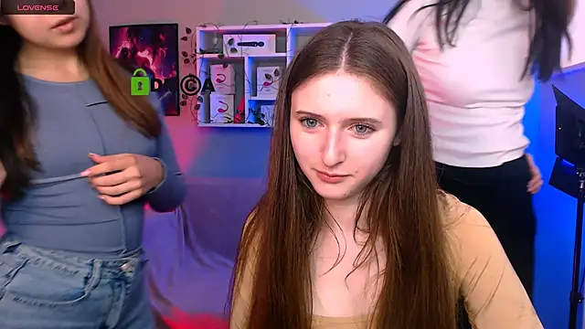 Snapshot of nekky_mouse chatting on September 2025 09:42:02 AM nekky mouse online show from September 2025 09:42:02 AM