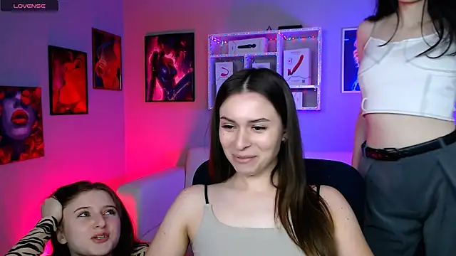 Snapshot of nekky_mouse chatting on October 2025 09:28:02 AM nekky mouse online show from October 2025 09:28:02 AM