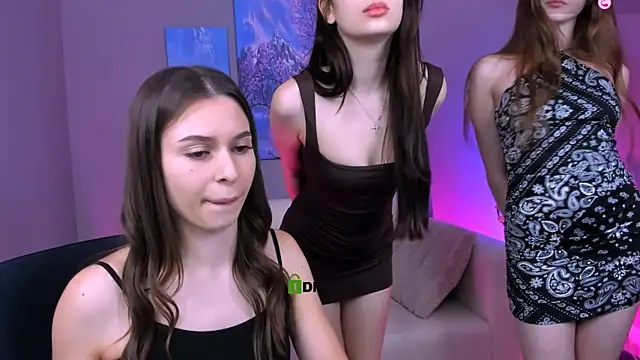 Snapshot of nekky_mouse chatting on October 2025 07:49:02 PM nekky mouse online show from October 2025 07:49:02 PM