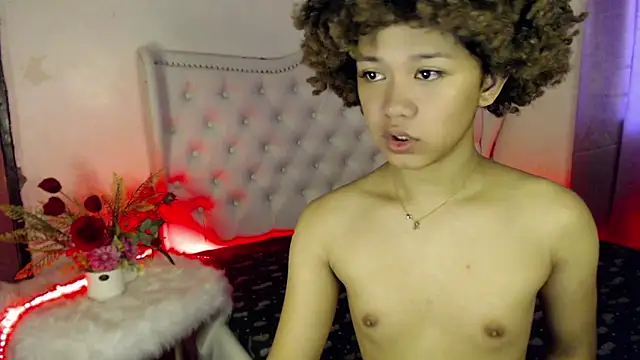 9INCHESHARDCOCK online show from October 2025 04:43:01 AM