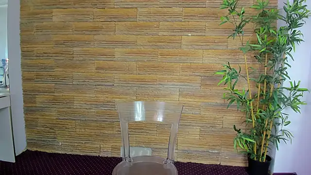 Snapshot of Cupcake_Izzy chatting on November 2025 05:50:02 AM Cupcake Izzy online show from November 2025 05:50:02 AM