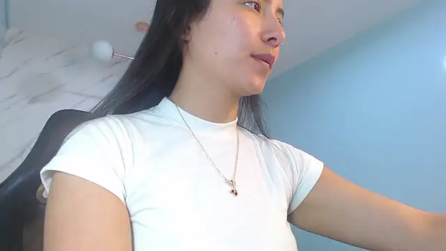 victoria hernandez t  online show from May 2026 01:19:01 PM