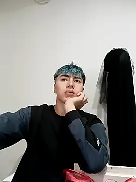 AlexanderCollman online show from October 2025 07:46:02 PM