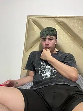 AlexanderCollman online show from November 2025 09:24:02 PM