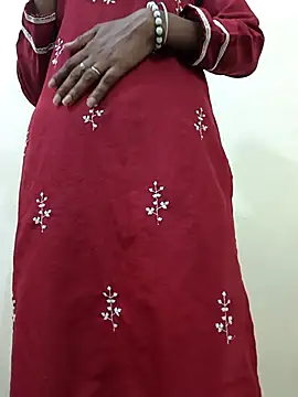 Snapshot of Alia-00 chatting on November 2025 04:03:01 AM Alia-00 online show from November 2025 04:03:01 AM