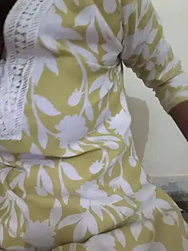 Snapshot of Alia-00 chatting on December 2025 03:26:02 AM Alia-00 online show from December 2025 03:26:02 AM