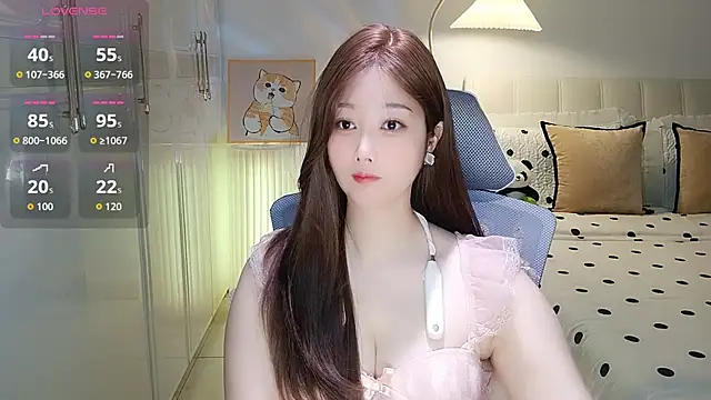 Xiaotantan-99 online show from May 2026 07:32:02 PM