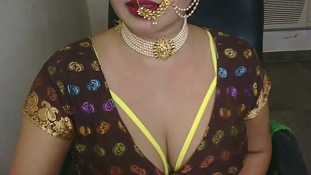 Snapshot of QUEEN_SAKHI- chatting on September 2025 02:36:02 AM QUEEN SAKHI- online show from September 2025 02:36:02 AM