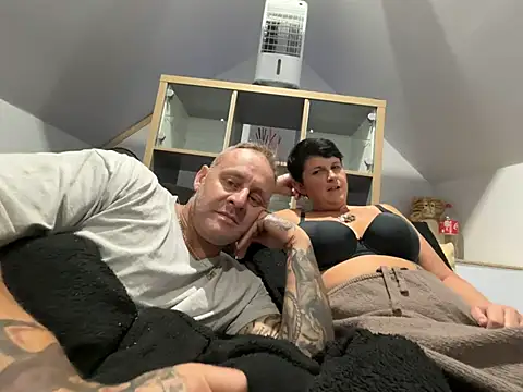 Snapshot of backdoorgalore4you chatting on February 2026 09:45:01 PM backdoorgalore4you online show from February 2026 09:45:01 PM