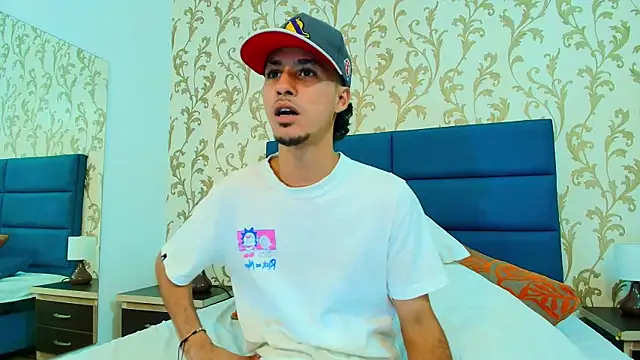 Marcus Jeron online show from November 2025 09:03:02 PM