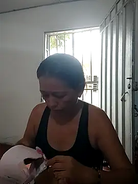 marinita13 online show from November 2025 04:07:01 PM