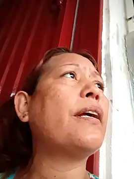 marinita13 online show from April 2026 10:43:02 PM