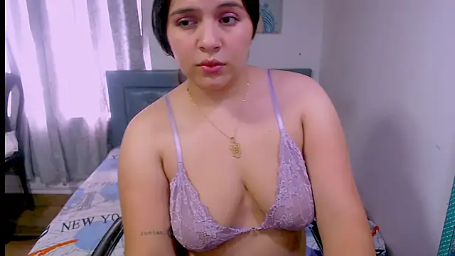 sarah aguilar online show from September 2025 08:10:01 PM