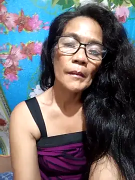 Snapshot of ImYourWoman_55 chatting on October 2025 12:55:02 AM ImYourWoman 55 online show from October 2025 12:55:02 AM