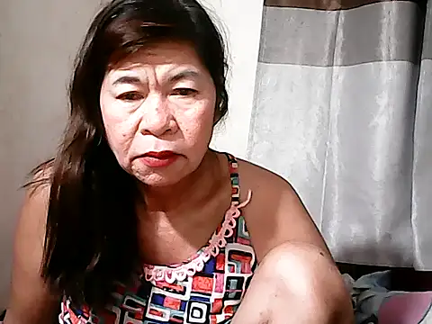 Snapshot of Hottestsexxy_Elynnn chatting on December 2025 06:04:01 PM Hottestsexxy Elynnn online show from December 2025 06:04:01 PM