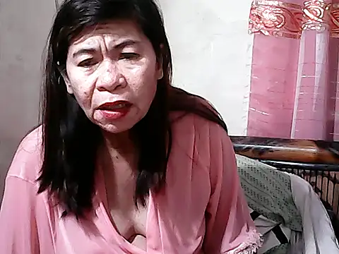 Snapshot of Hottestsexxy_Elynnn chatting on February 2026 07:12:02 AM Hottestsexxy Elynnn online show from February 2026 07:12:02 AM