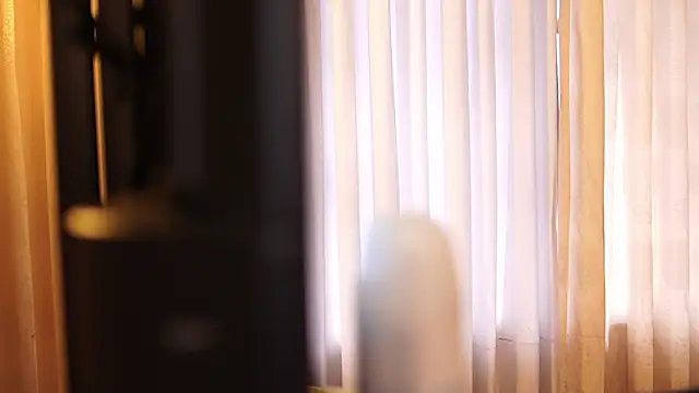 Ariaa Isabell online show from October 2025 06:08:02 PM