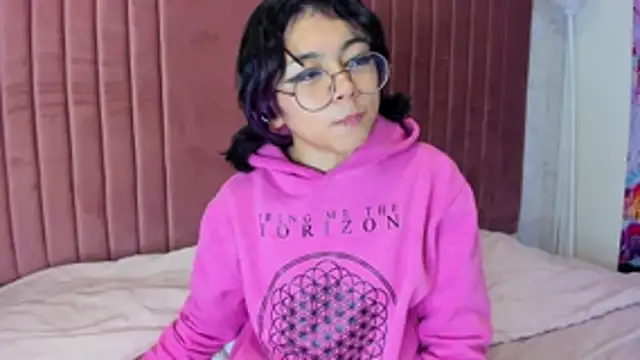 Snapshot of TerumiKitty chatting on April 2026 08:32:01 PM TerumiKitty online show from April 2026 08:32:01 PM