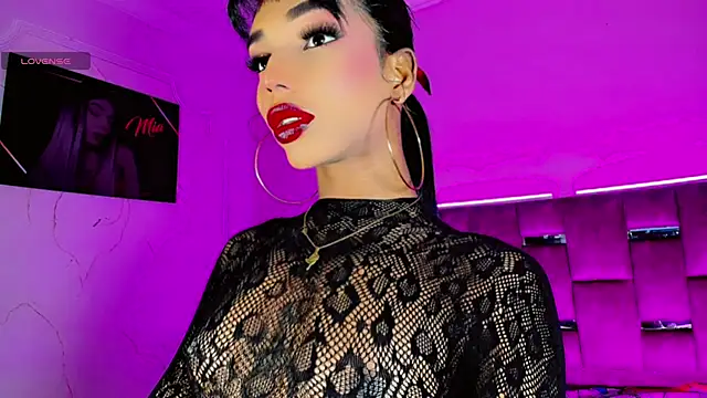 Snapshot of LADY-HOT-SEXY- chatting on December 2025 03:46:01 AM LADY-HOT-SEXY- online show from December 2025 03:46:01 AM