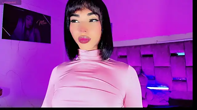 Snapshot of LADY-HOT-SEXY- chatting on January 2026 05:13:02 AM LADY-HOT-SEXY- online show from January 2026 05:13:02 AM