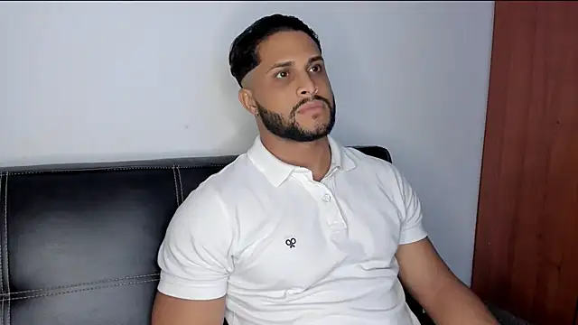 Snapshot of Pier_Simons chatting on January 2026 05:44:01 AM Pier Simons online show from January 2026 05:44:01 AM