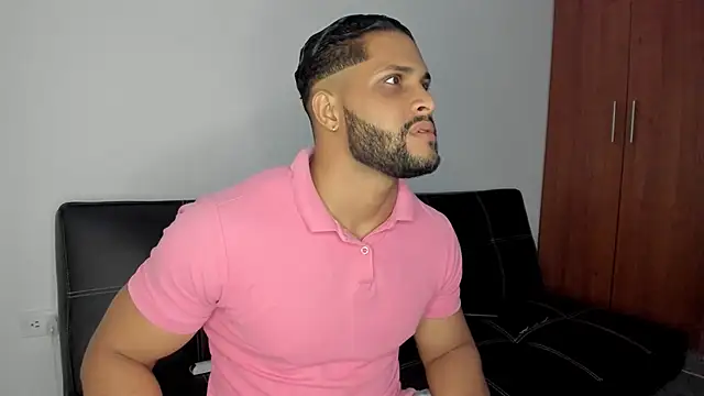 Snapshot of Pier_Simons chatting on February 2026 07:56:01 AM Pier Simons online show from February 2026 07:56:01 AM