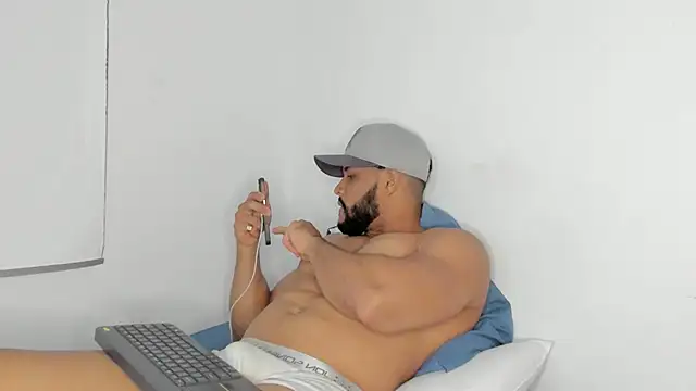 Snapshot of Pier_Simons chatting on February 2026 05:50:02 AM Pier Simons online show from February 2026 05:50:02 AM