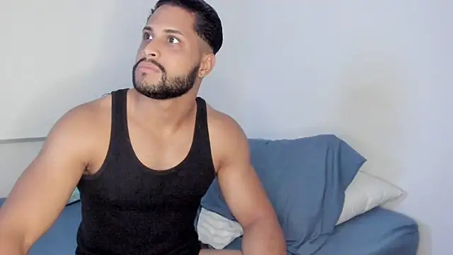 Pier Simons online show from March 2026 10:42:01 AM