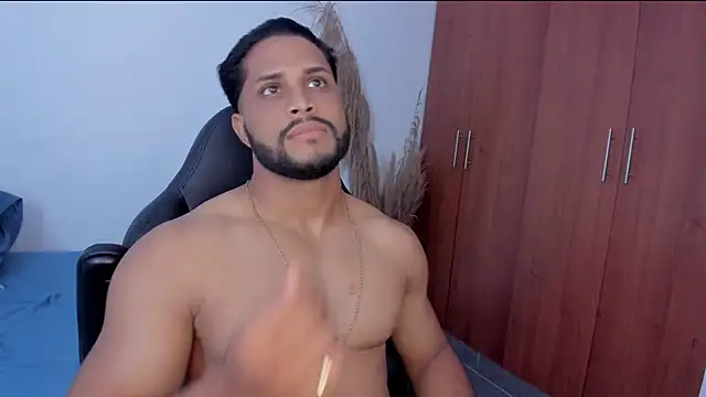 Pier Simons online show from April 2026 01:41:01 PM