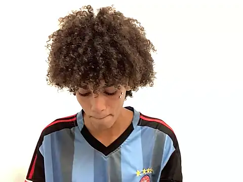 Max Rain online show from April 2026 11:27:02 PM