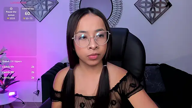 Snapshot of July_Adams chatting on February 2026 04:55:01 AM July Adams online show from February 2026 04:55:01 AM