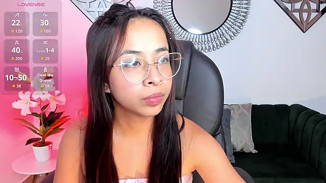 Snapshot of July_Adams chatting on February 2026 02:58:02 PM July Adams online show from February 2026 02:58:02 PM