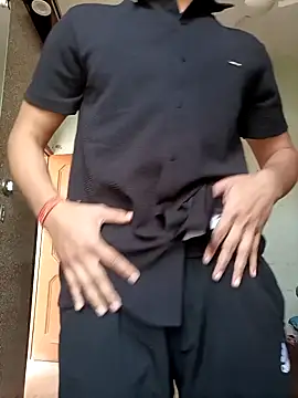 yourcrush0123 online show from February 2026 03:47:01 AM