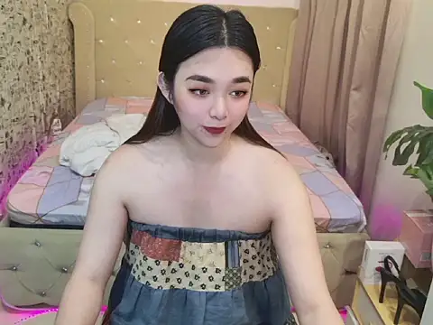 Snapshot of Ts-yoshi chatting on March 2026 10:32:01 PM Ts-yoshi online show from March 2026 10:32:01 PM