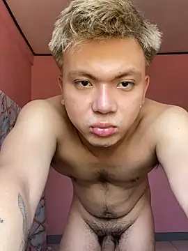 Snapshot of JerichoGutierez chatting on April 2026 02:39:01 AM JerichoGutierez online show from April 2026 02:39:01 AM
