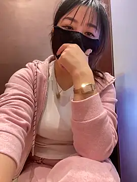 xiao-mo520 online show from October 2025 11:00:01 AM