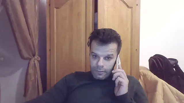 Snapshot of FROCETTO93 chatting on November 2025 07:05:02 PM FROCETTO93 online show from November 2025 07:05:02 PM