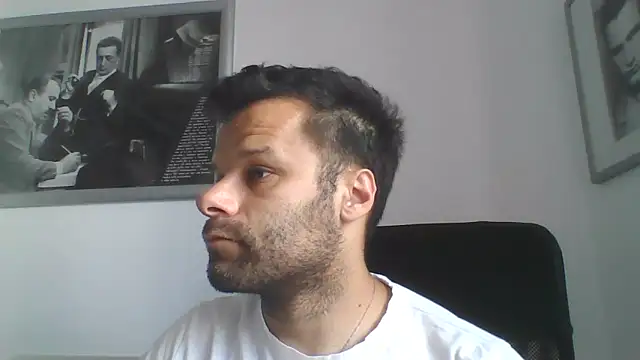 Snapshot of FROCETTO93 chatting on June 2026 06:00:01 AM FROCETTO93 online show from June 2026 06:00:01 AM