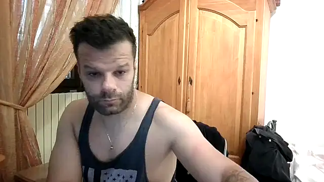 Snapshot of FROCETTO93 chatting on July 2026 05:53:01 AM FROCETTO93 online show from July 2026 05:53:01 AM