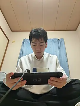 Snapshot of suzaku1229 chatting on April 2026 12:44:02 PM suzaku1229 online show from April 2026 12:44:02 PM