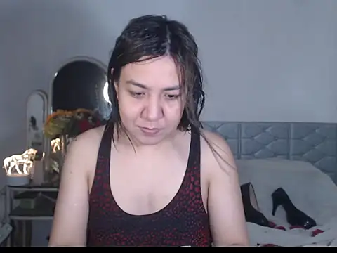 Snapshot of stellahugeX chatting on October 2025 11:21:02 AM stellahugeX online show from October 2025 11:21:02 AM