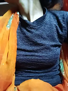 Snapshot of Payal-0143 chatting on July 2026 02:13:02 PM Payal-0143 online show from July 2026 02:13:02 PM